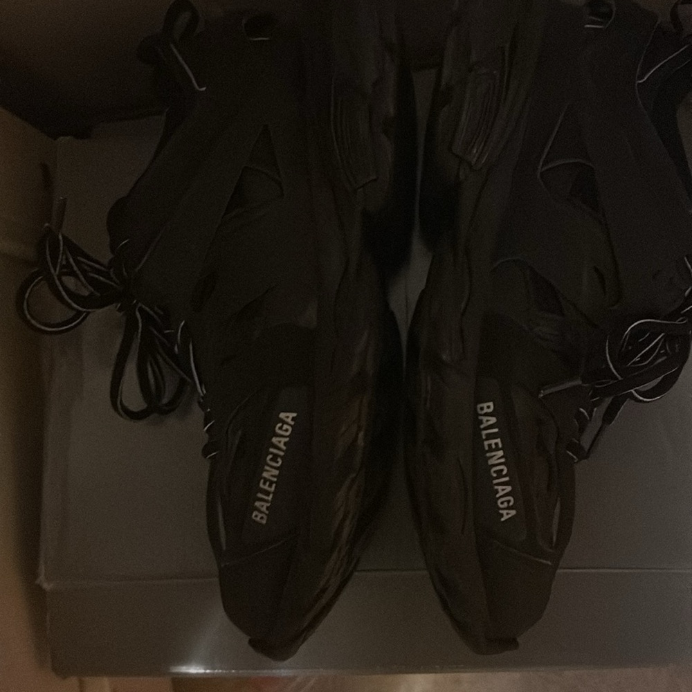 COPY - black balenciaga track runner (willing to negotiate) - Picture 4 of 4